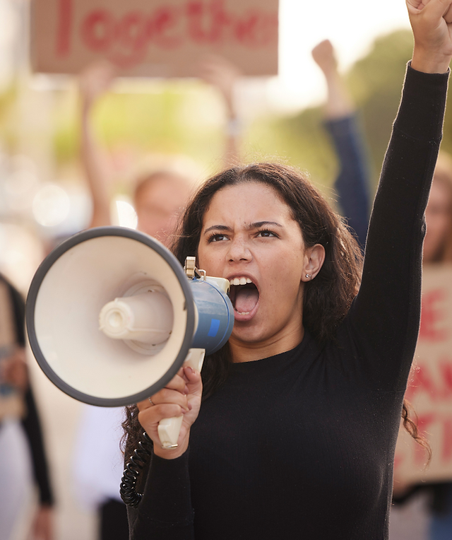 Công Ty Môi Giới Nhà Đất Giải Mã Sức Hút Của Cổng Game Đổi Thưởng Hàng Đầu